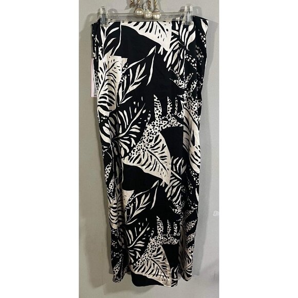 New Future Collective Black Creme Dress XS Ruched Front Side Zipper $36 - Picture 2 of 3